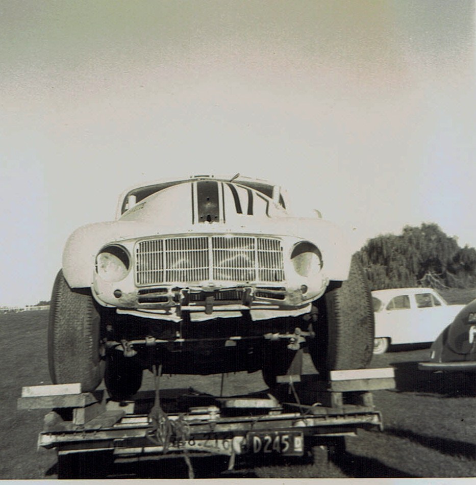 Name:  Pukekohe May 1966 #16 Morrari on trailer v2, CCI13102015_0005 (2).jpg
Views: 7481
Size:  168.5 KB