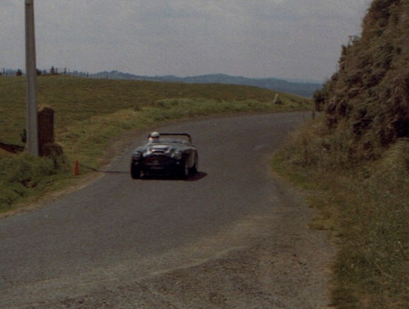 Name:  AHCCNZ Otaua Hill Climb 1985 - 88 #43  Healey 3000  - green v2, CCI07122015_0002 (2).jpg
Views: 790
Size:  100.3 KB