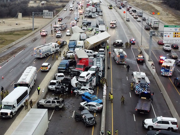 Name:  Texas highway crash.jpg
Views: 650
Size:  181.5 KB