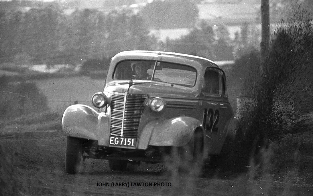 Name:  PCC 1970 #076 PCC Hill Climb Patumahoe 1970's 1938 Q Chevrolet EG7151 John Larry Lawton.jpg
Views: 180
Size:  124.7 KB