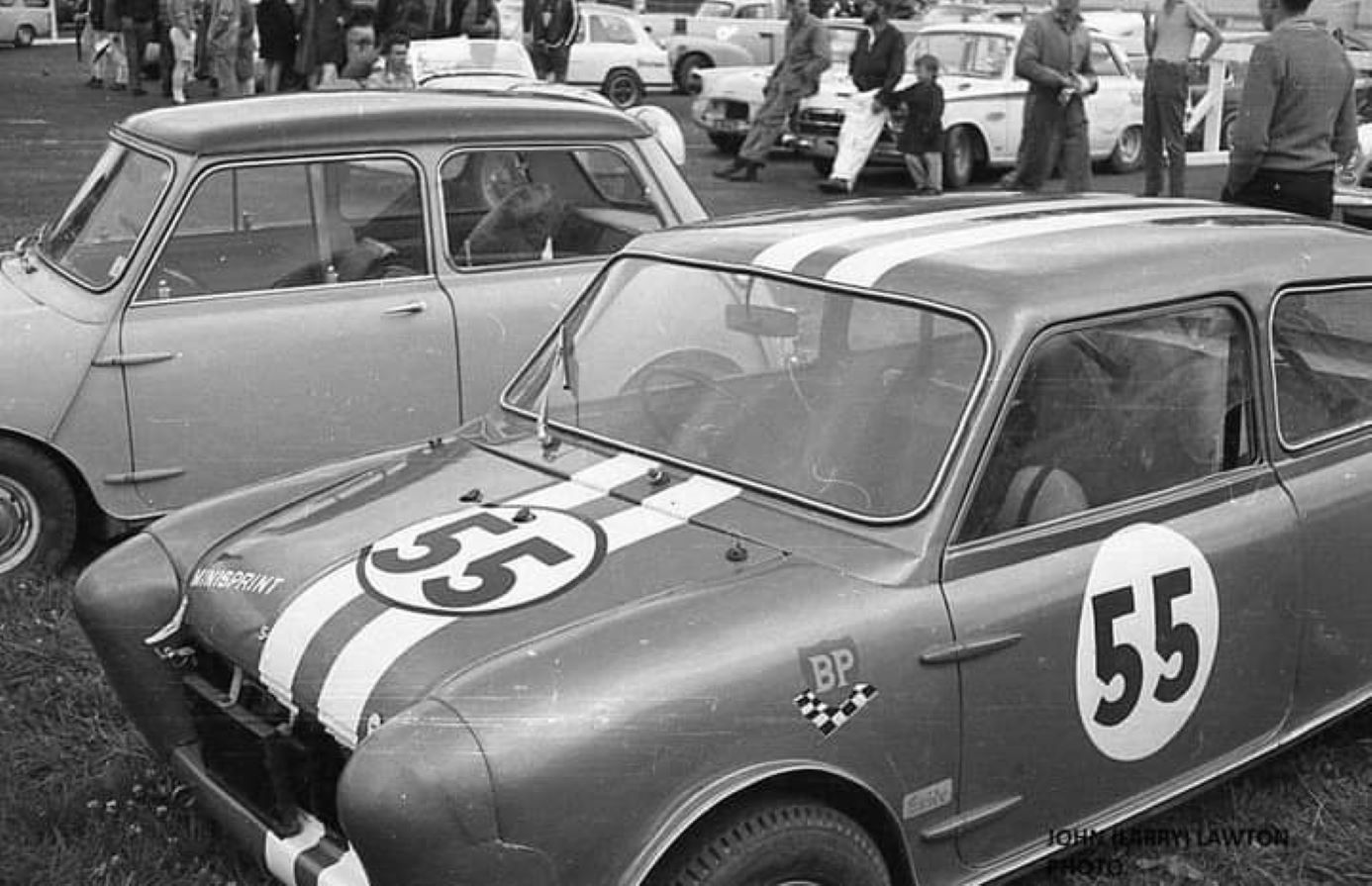 Name:  Mini #057 Tony Gilbertson Minisprint Pukekohe Q late 1960's B W arch Bruce Dyer.jpg
Views: 237
Size:  174.3 KB