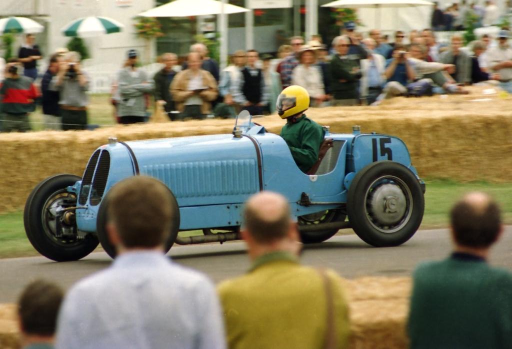 Name:  196_06 goodwood 015.jpg
Views: 2244
Size:  86.1 KB