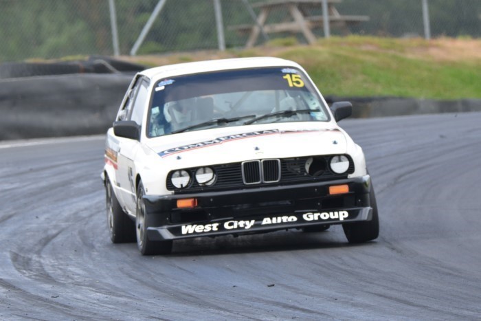 Name:  220_1213_188 BMW E30.JPG
Views: 292
Size:  110.8 KB