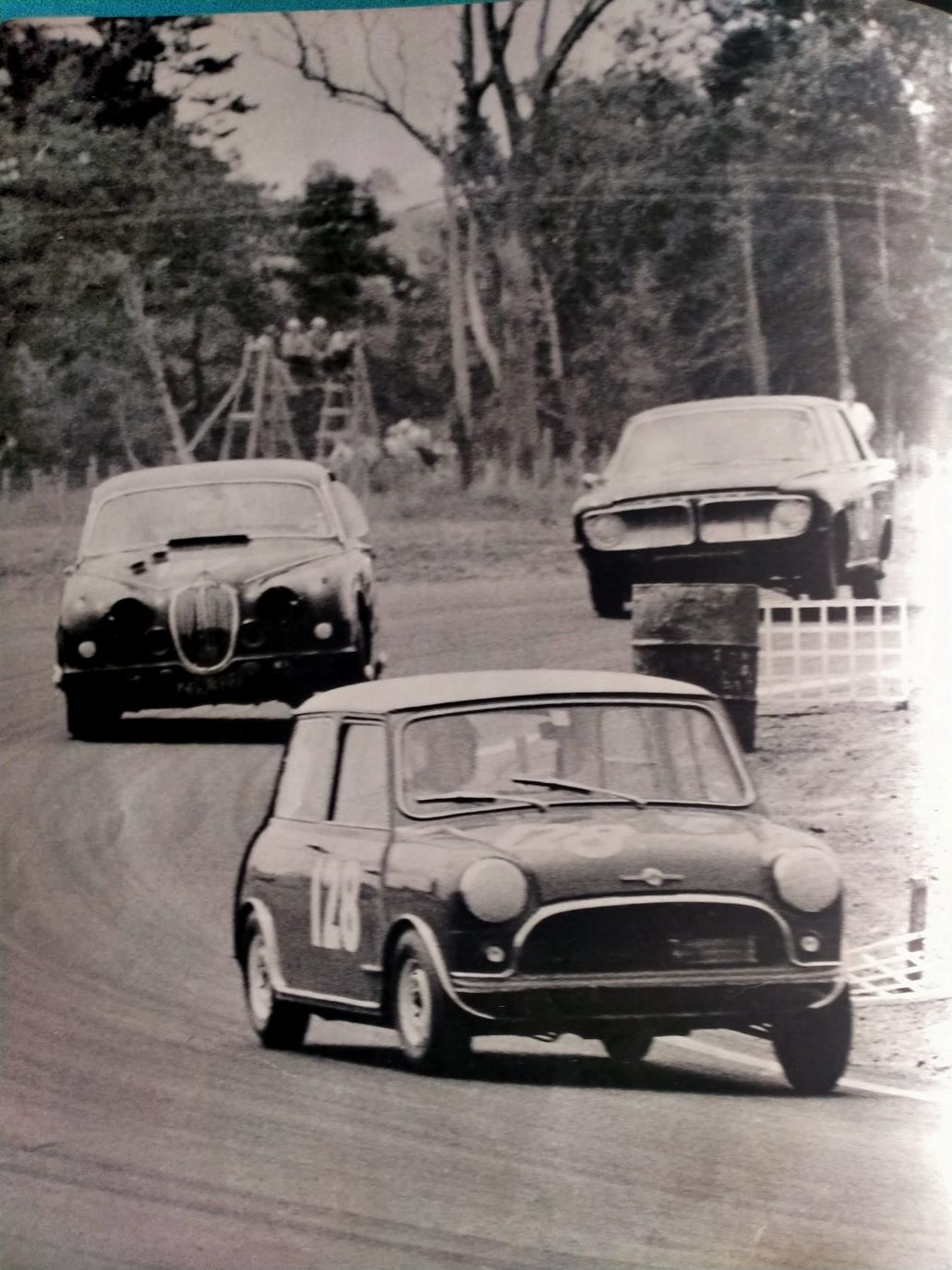 Name:  McLaren #158  Bruce McLaren Mini Cooper #128 NZ GP Jan 1963 leads McBeath Jag and Sprague Zephyr.jpg
Views: 115
Size:  177.8 KB