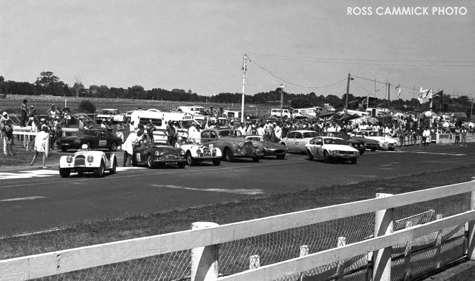 Name:  Le-Mans-Start3-Perrier-1984.jpg
Views: 931
Size:  129.0 KB