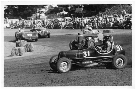 Name:  Jim Bennett Furi Cars #77 Midget Special  JB archives .jpg
Views: 2858
Size:  72.5 KB