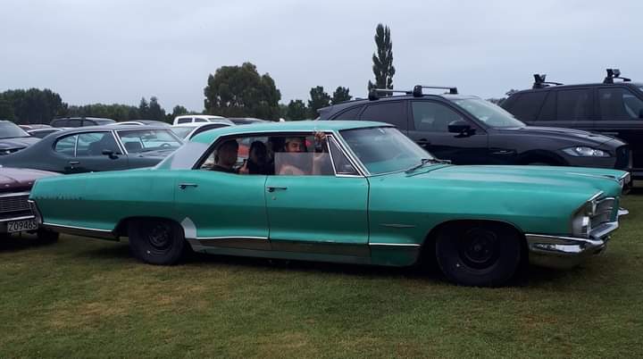 Name:  Pontiac #121 Pontiac Bonneville JA1965 Mark Dawber with friends VCC meeting Jan 2023 M Dawber (2.jpg
Views: 405
Size:  37.3 KB