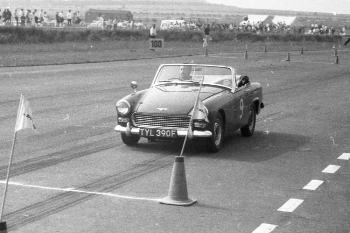 Name:  169_0615_16 Austin Healey.JPG
Views: 313
Size:  100.3 KB