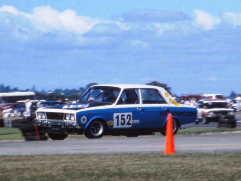 Name:  194_0320_152 Hillman 605A.JPG
Views: 899
Size:  77.8 KB