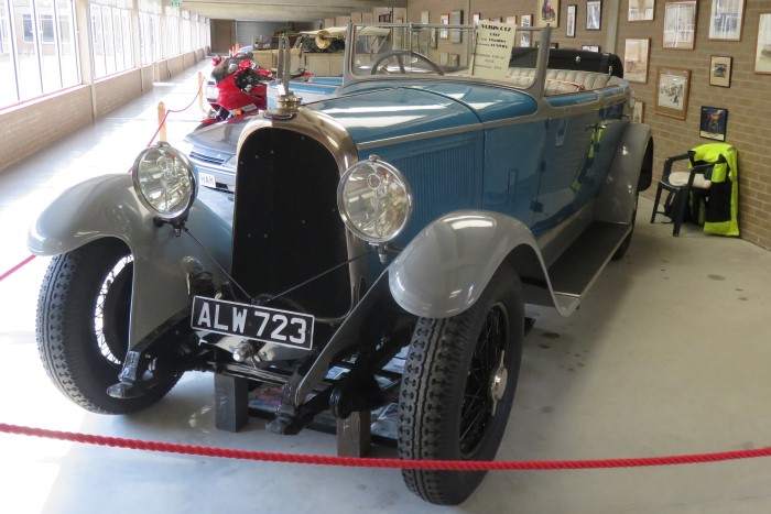 Name:  221_0915_158 Voisin.JPG
Views: 366
Size:  99.5 KB