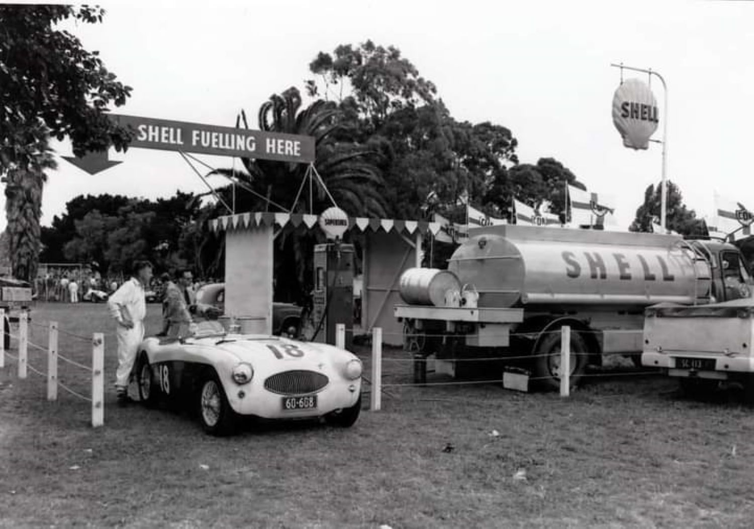 Name:  AH 100s #197 AHS3908 Ross Jensen Nov 1956 Aust GP  60.608 NZ plate 1951 -56  arch Ivo Visser AH .jpg
Views: 134
Size:  177.0 KB