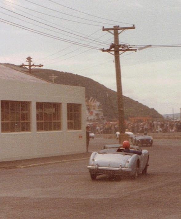 Name:  Dunedin Festival 1984 Austin Healey 100 Des Spillane CCI09102015_0002 (589x710).jpg
Views: 4765
Size:  98.9 KB