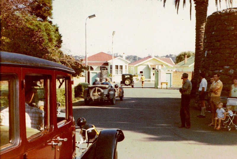 Name:  Vintage Rally 1972 #42 departing ; Ford A, Mercedes and close an Austin ! 34 CCI09052016 (800x53.jpg
Views: 2100
Size:  141.8 KB